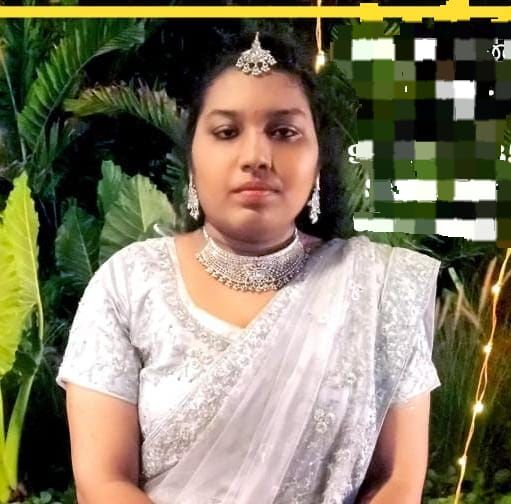 மஹாலஷ்மி (எ) ஐஸ்வர்யா